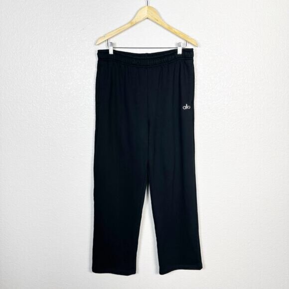 ALO Yoga Unisex Cozy Loungewear Accolade Straight Leg Sweatpant Black Large - Picture 2 of 12